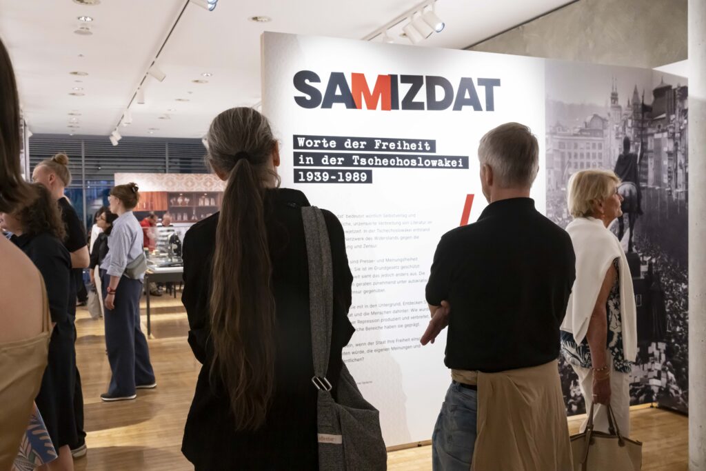 Fotoreport z výstavy Samizdat: Slova svobody v Československu v letech 1939–1989