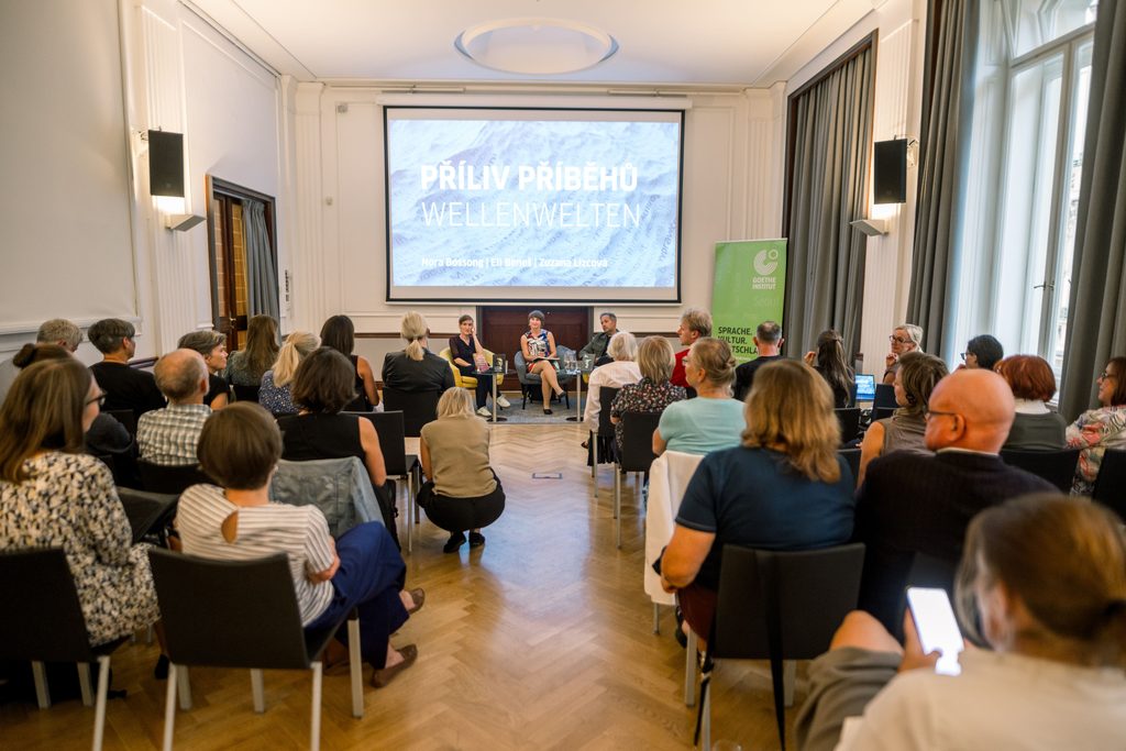 Fotoreport ze závěrečného večera série Příliv příběhů