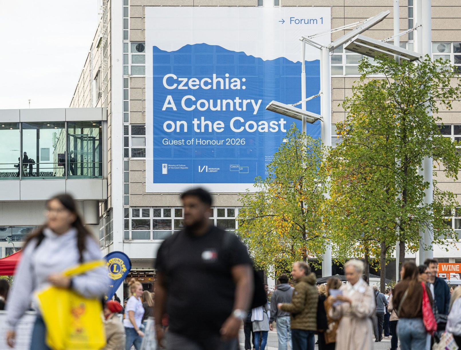 Video z česk&eacute;ho čestn&eacute;ho hostov&aacute;n&iacute; na Frankfurtsk&eacute;m knižn&iacute;m veletrhu 2026